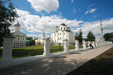 Новгородское вече: Республика в сердце средневековой Руси и вызов мифу о «врожденном деспотизме»
